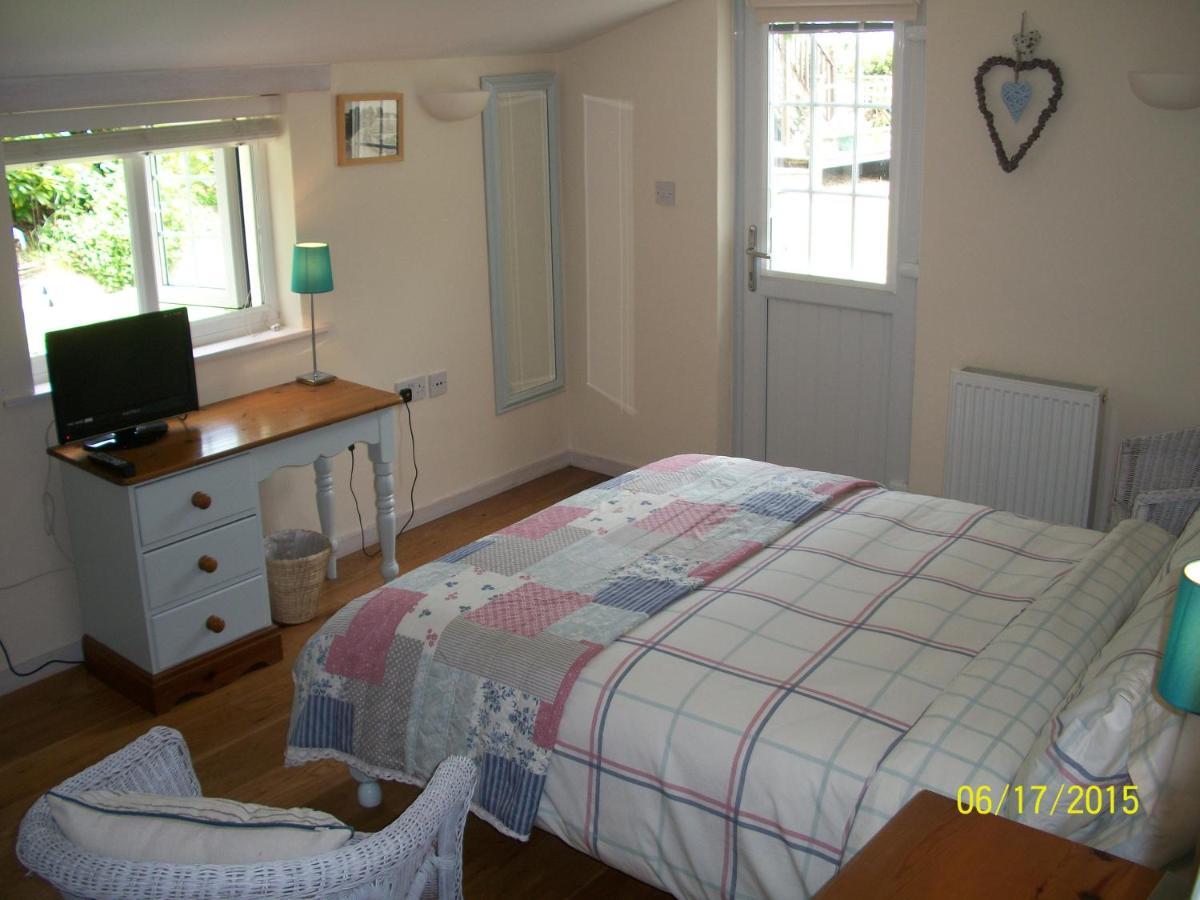 Frogwell Apartment Strete Room photo